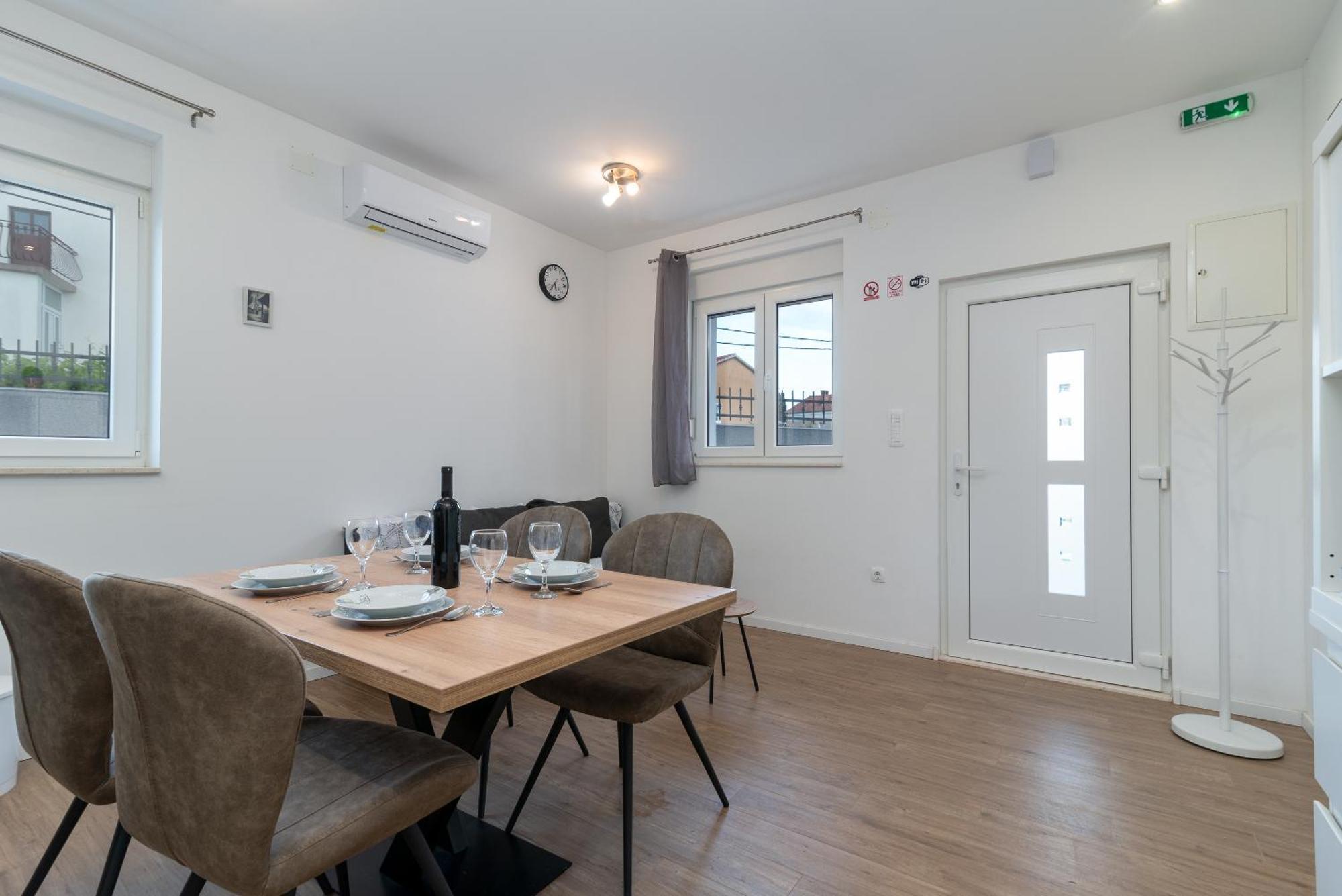 Apartman Dino Трогир Экстерьер фото