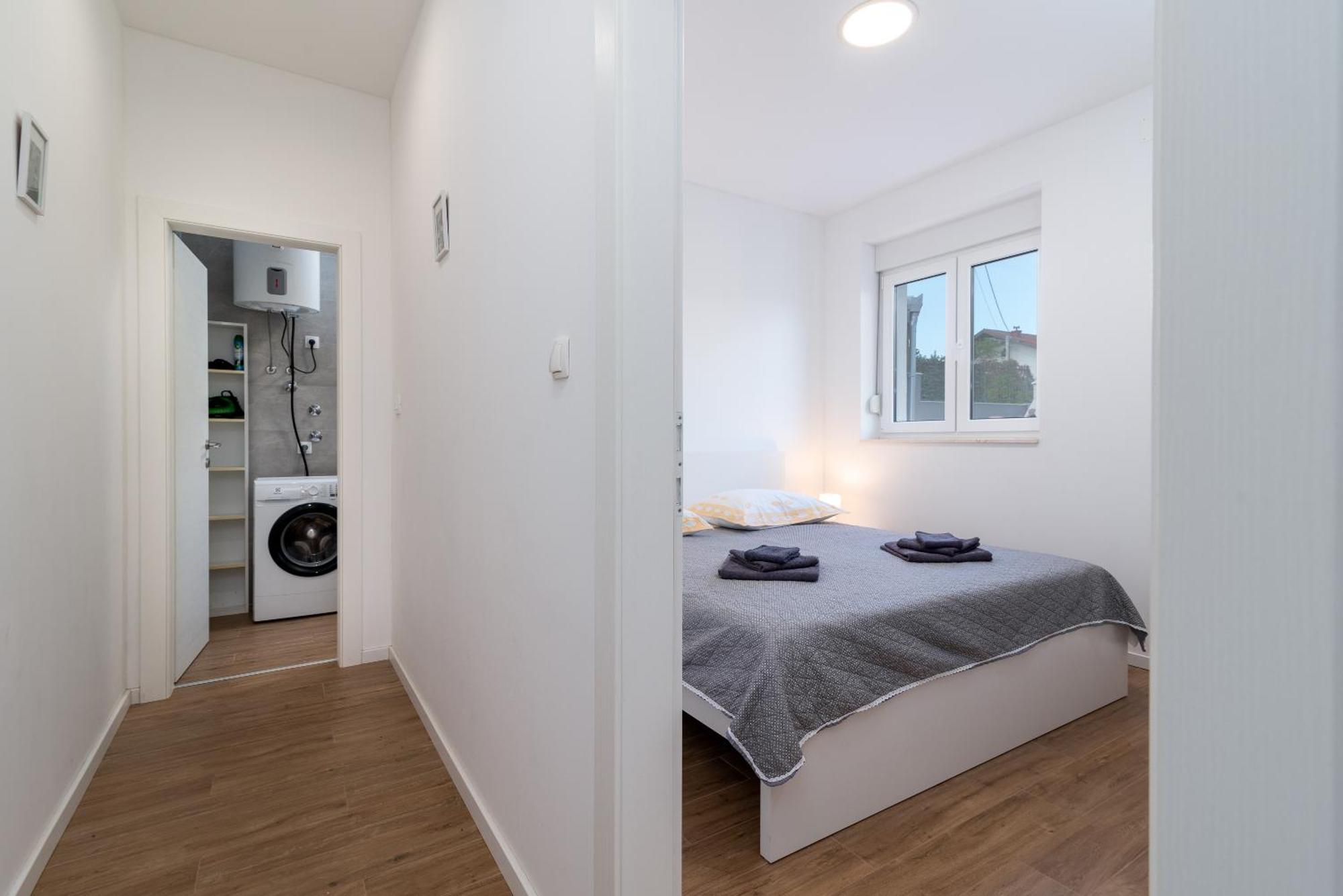 Apartman Dino Трогир Экстерьер фото