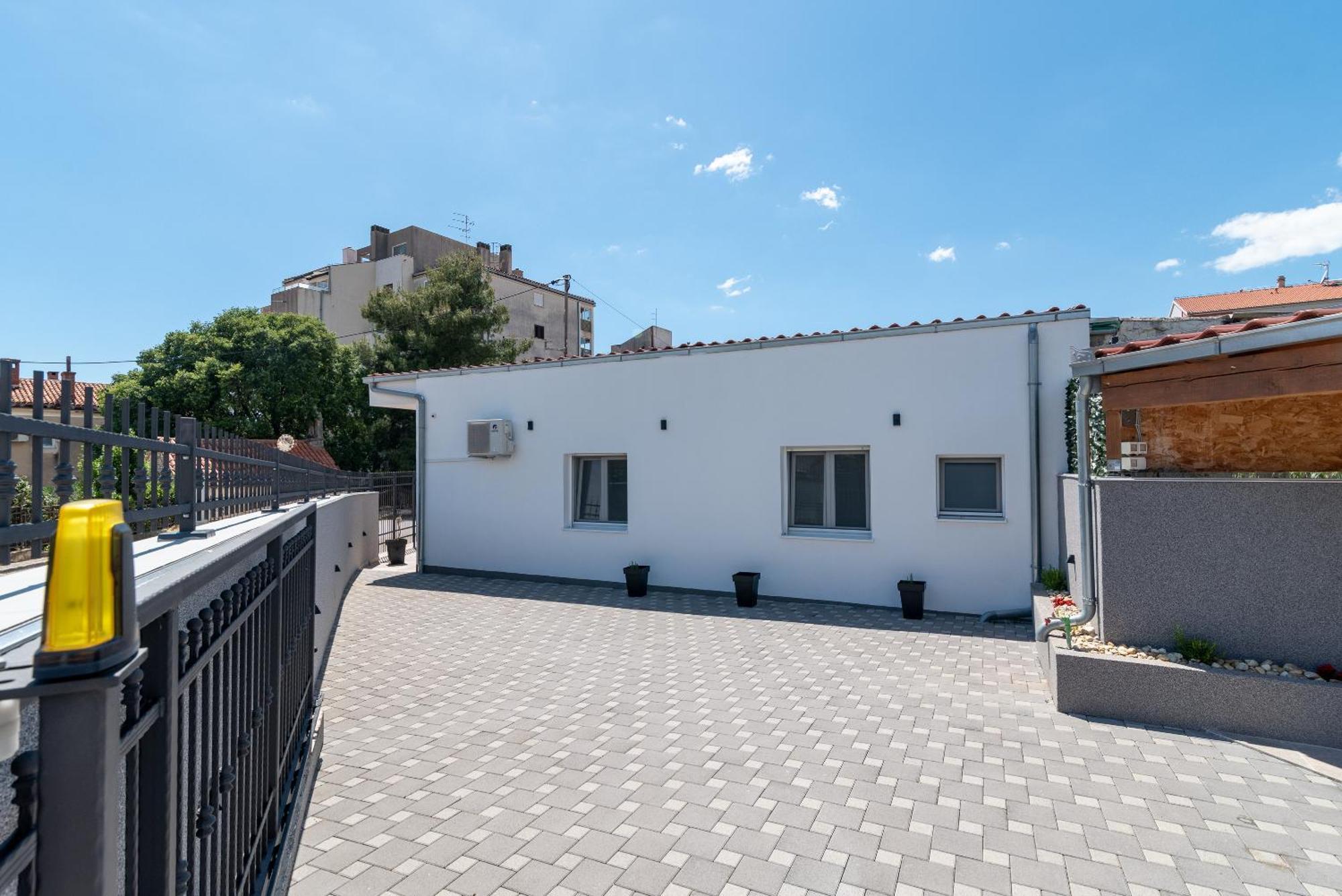 Apartman Dino Трогир Экстерьер фото